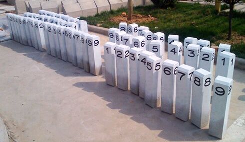 設(shè)置玻璃鋼百米樁警示人們安全的作用重大